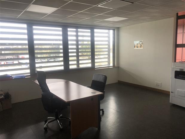 Entrepôt / Local d'activités Vente/Location 33560 CARBON BLANC