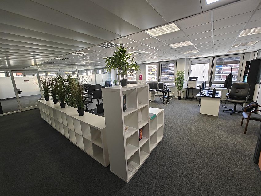 Bureau Vente 13006 MARSEILLE