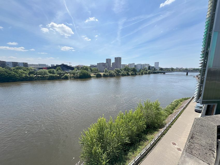 Bureau Location 44000 NANTES  QUAI DE MALAKOFF