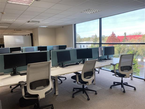 Bureau Location 33700 MERIGNAC 1 ALLEE PIERRE GILLES DE GENNES