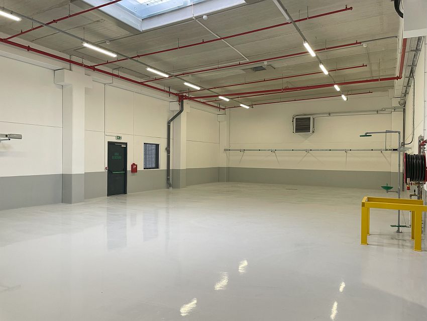 Entrepôt / Local d'activités Location 49170 ST LEGER DES BOIS  RUE ROLAND MORENO