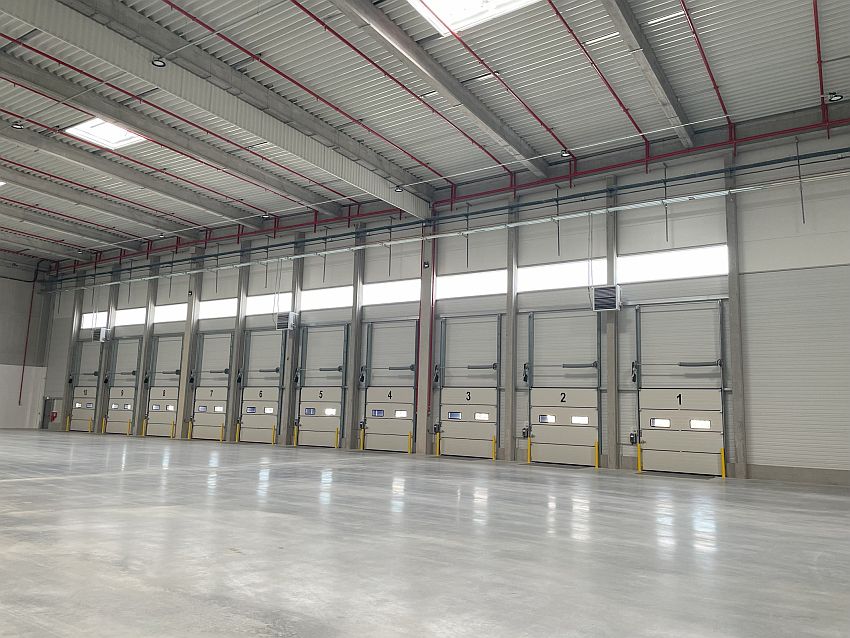 Entrepôt / Local d'activités Location 49170 ST LEGER DES BOIS  RUE ROLAND MORENO