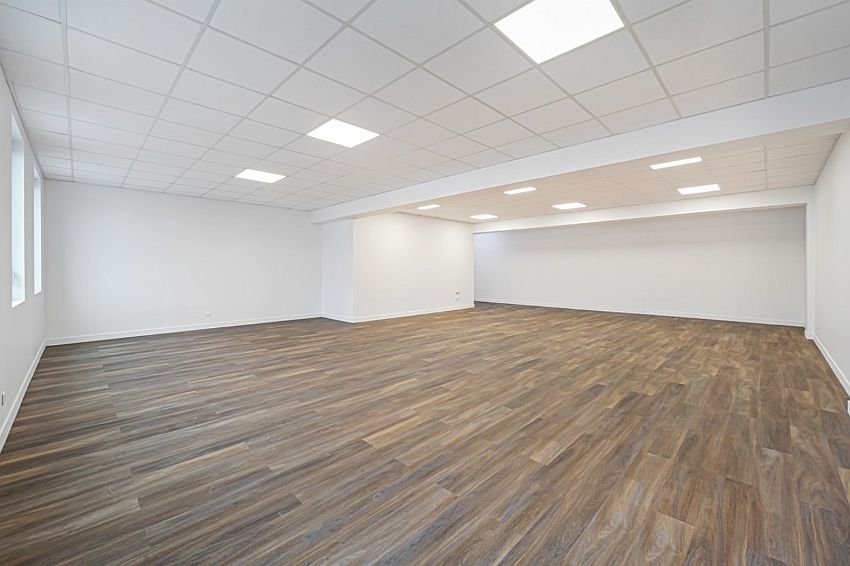 Local d'activités Location 77700 SERRIS