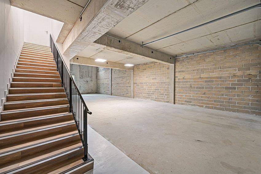 Local d'activités Location 77700 SERRIS