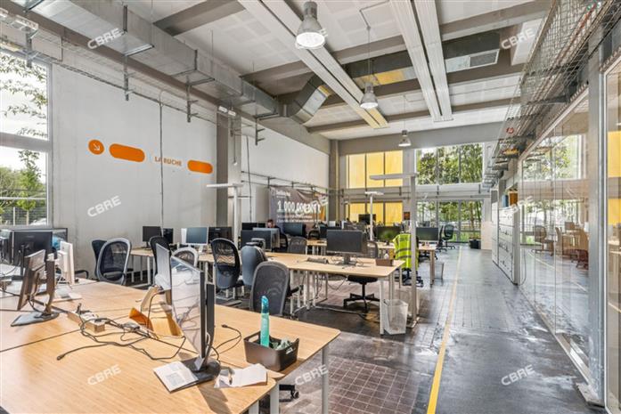 Bureau Location 33130 BEGLES 406 BOULEVARD JEAN JACQUES BOSC