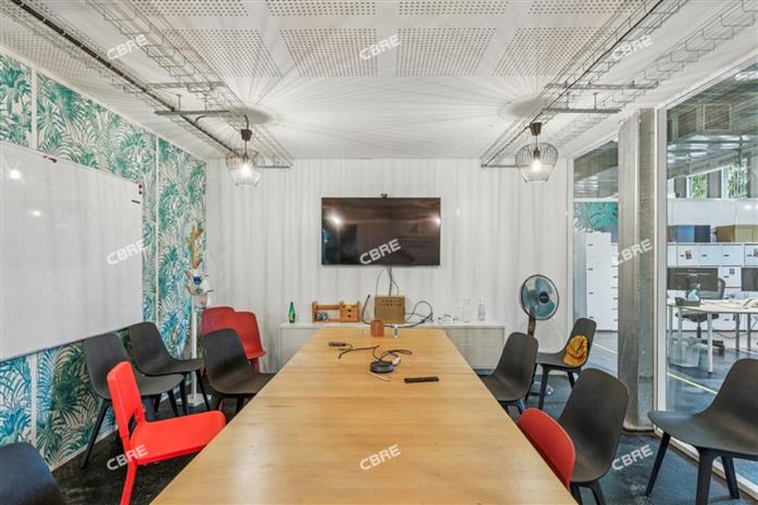 Bureau Location 33130 BEGLES 406 BOULEVARD JEAN JACQUES BOSC