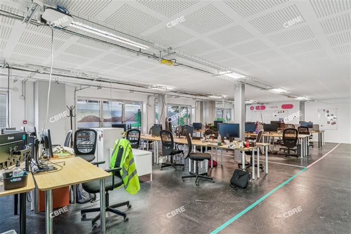 Bureau Location 33130 BEGLES 406 BOULEVARD JEAN JACQUES BOSC
