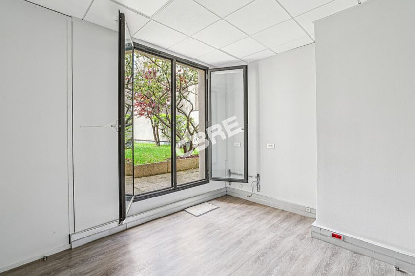 Bureau Location 75014 PARIS 18-20 RUE EDOUARD JACQUES