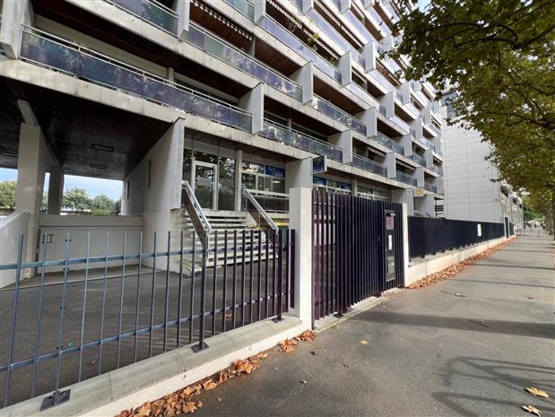 Bureau Vente 33000 BORDEAUX 44 RUE JOSEPH ABRIA