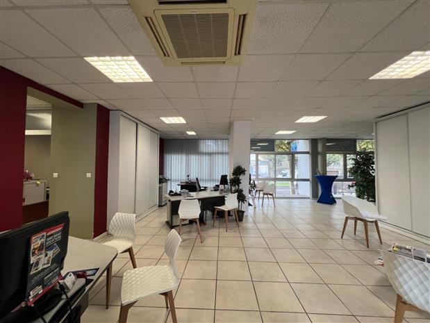 Bureau Vente 33000 BORDEAUX 44 RUE JOSEPH ABRIA