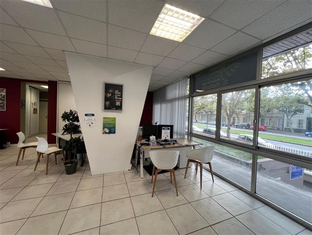 Bureau Vente 33000 BORDEAUX 44 RUE JOSEPH ABRIA
