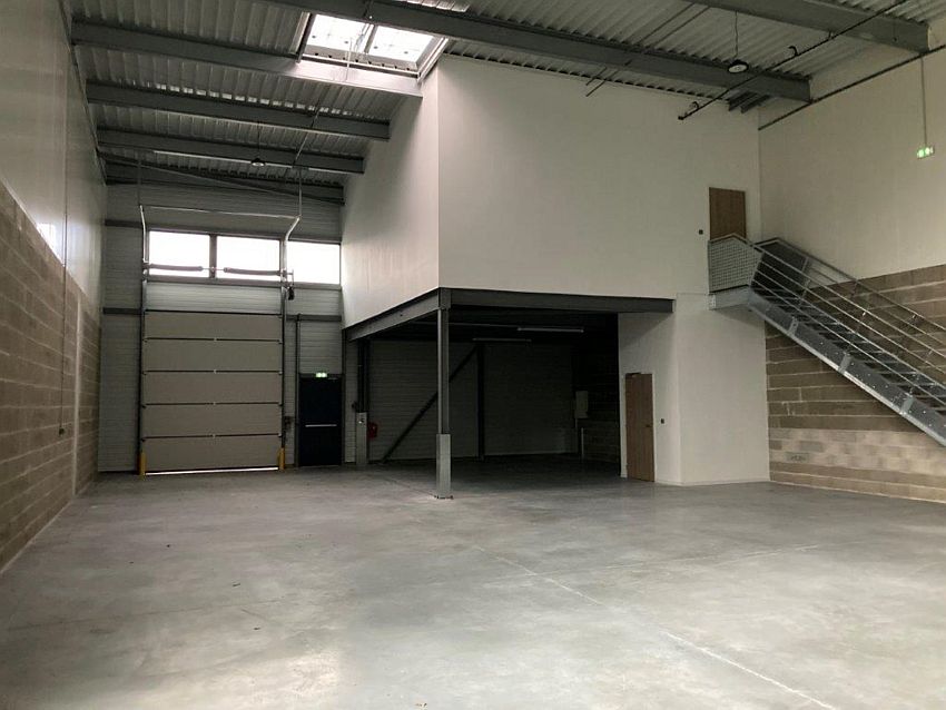 Local d'activités Location 33700 MERIGNAC  RUE LEON MAURANE