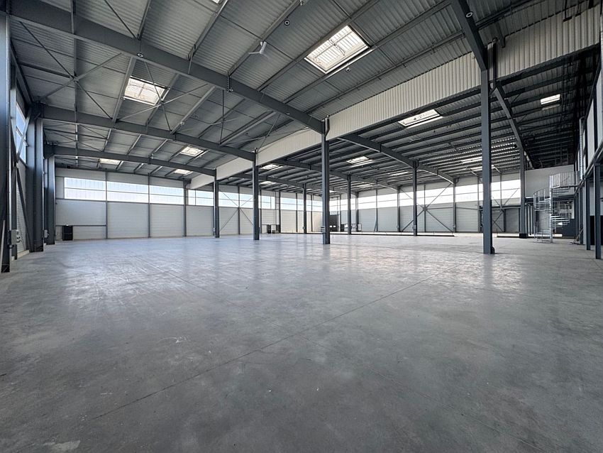 Local d'activités Location 77200 TORCY