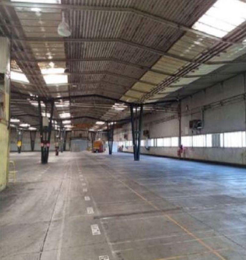 Entrepôt / Local d'activités Location 18230 ST DOULCHARD