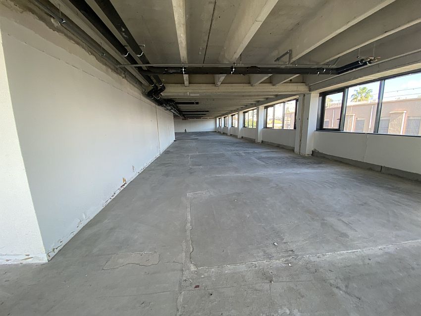 Bureau Location 06200 NICE 12 BOULEVARD RENE CASSIN