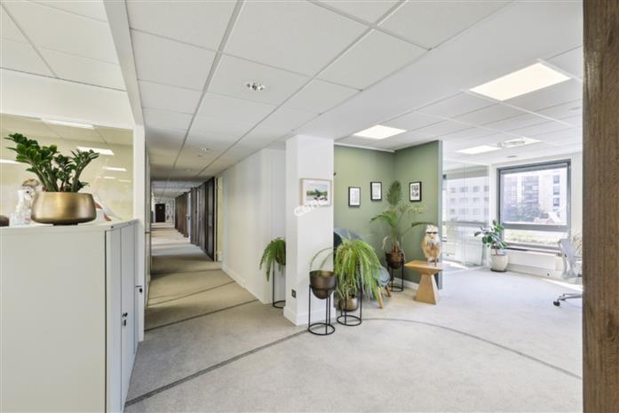 Bureau Location 92500 RUEIL MALMAISON 10 RUE JACQUES DAGUERRE