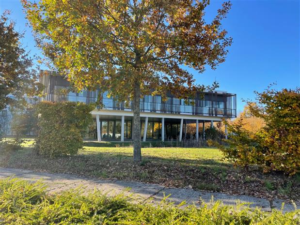 Bureau Vente/Location 44470 CARQUEFOU 9 BOULEVARD AMPERE