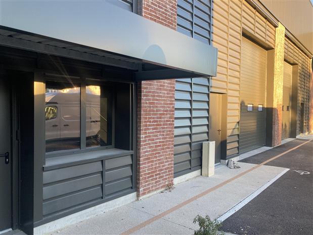 Local d'activités Vente 83870 SIGNES