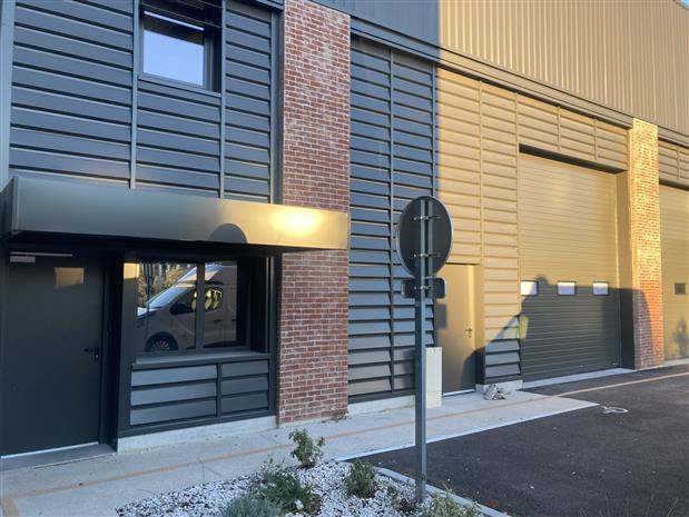 Local d'activités Vente 83870 SIGNES