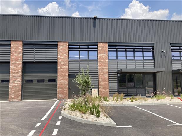 Local d'activités Vente 83870 SIGNES