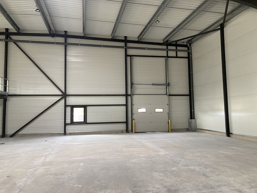 Local d'activités Vente 83870 SIGNES