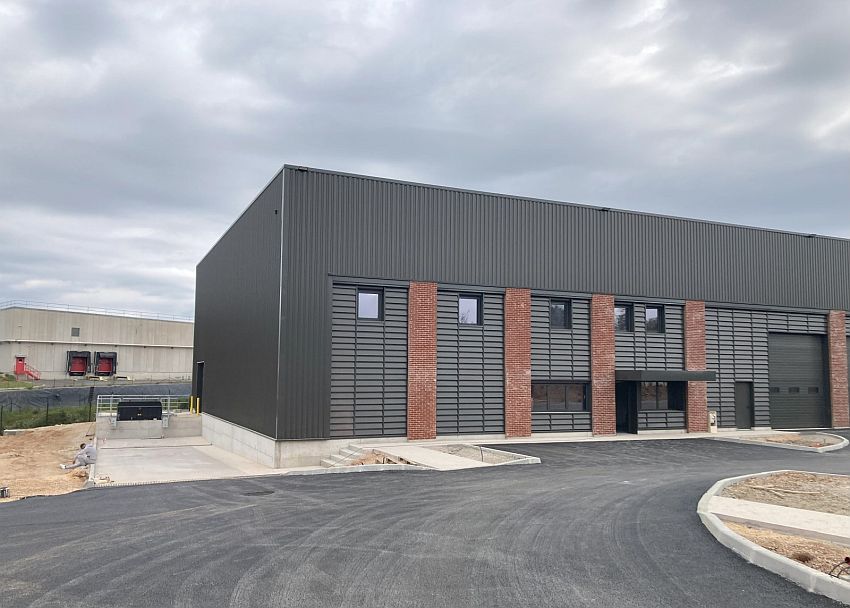 Local d'activités Vente 83870 SIGNES