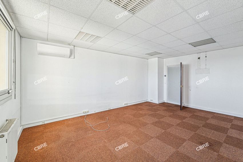 Bureau Vente 93400 ST OUEN