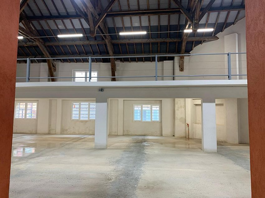 Local d'activités Location 06300 NICE