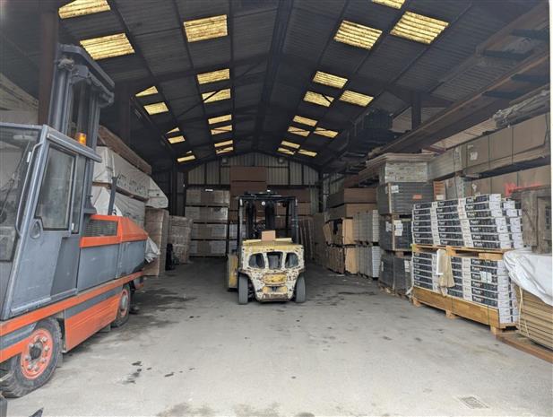 Terrain Location 77450 ESBLY