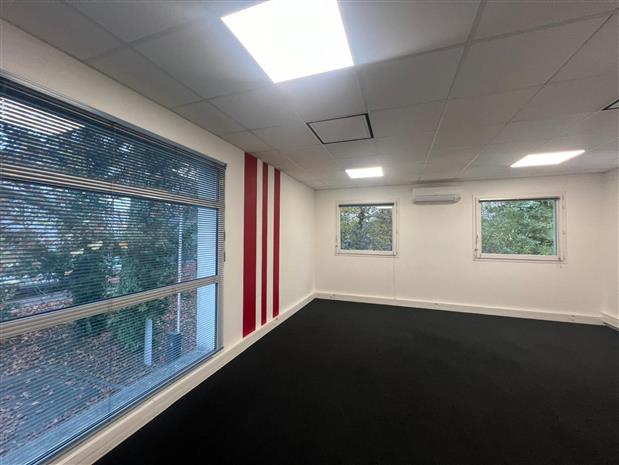 Bureau Vente 33700 MERIGNAC 17-19 AVENUE HENRI BECQUEREL