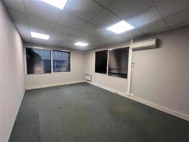 Bureau Vente 33700 MERIGNAC 17-19 AVENUE HENRI BECQUEREL