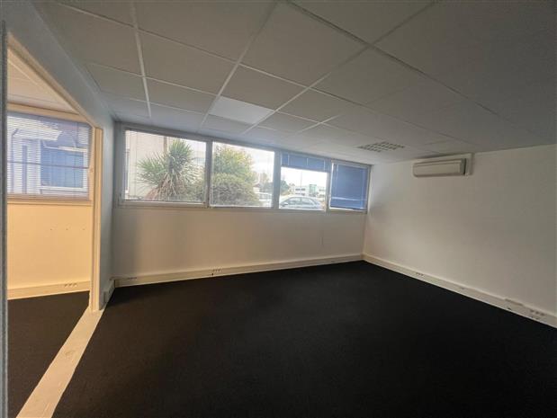 Bureau Vente 33700 MERIGNAC 17-19 AVENUE HENRI BECQUEREL