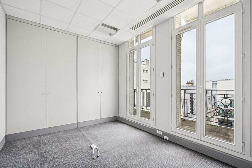 Bureau Location 75008 PARIS