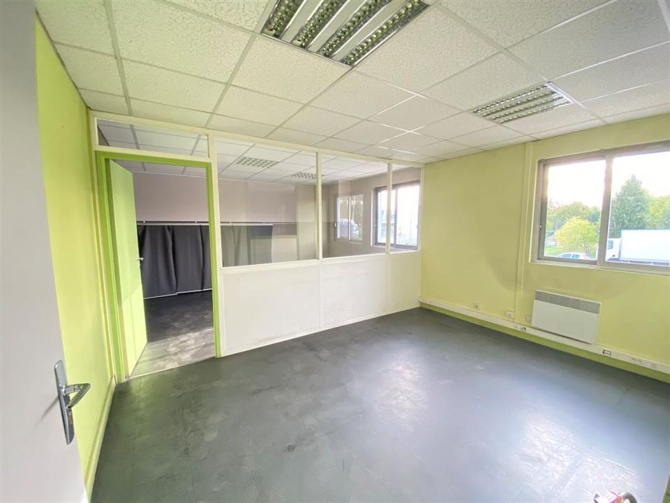 Local d'activités Location 93330 NEUILLY SUR MARNE