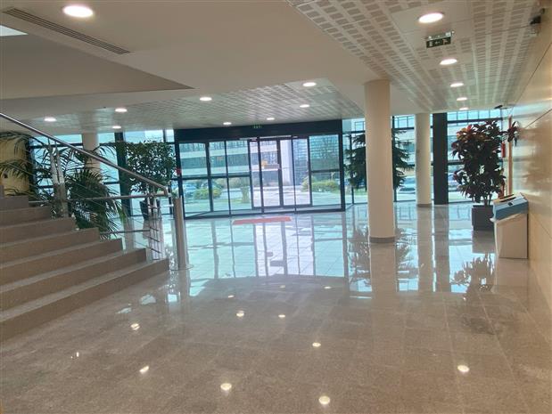 Bureau Vente/Location 44700 ORVAULT 3 ROND POINT DES ANTONS