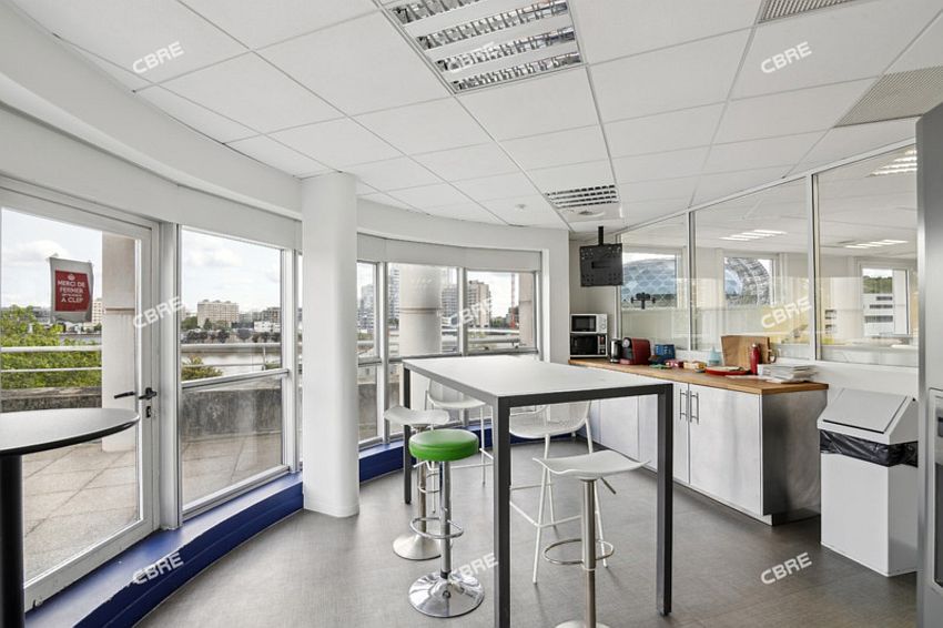 Bureau Location 92310 SEVRES