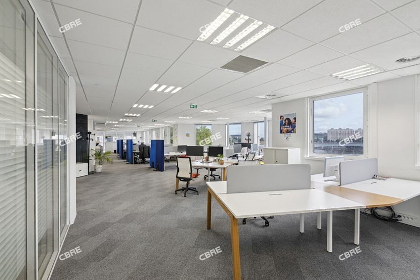 Bureau Location 92310 SEVRES