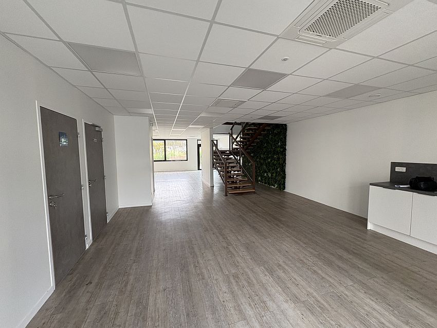 Bureau Location 13420 GEMENOS