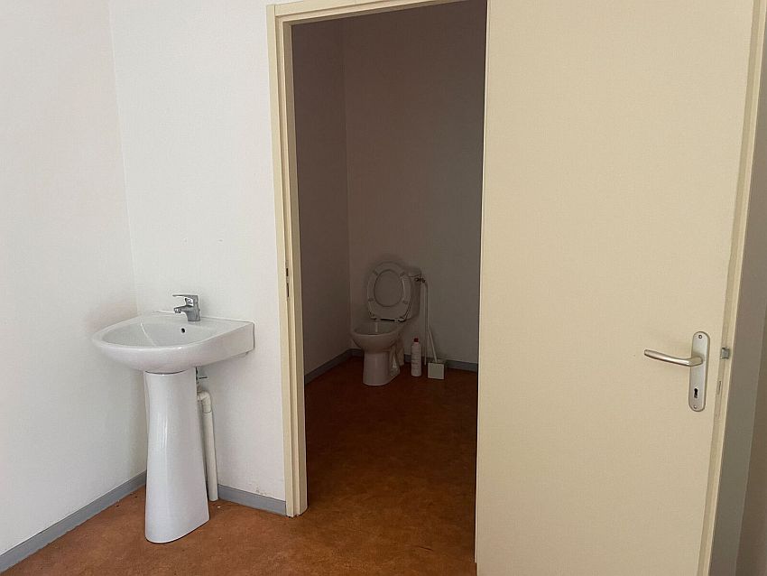 Local d'activités Location 34110 FRONTIGNAN