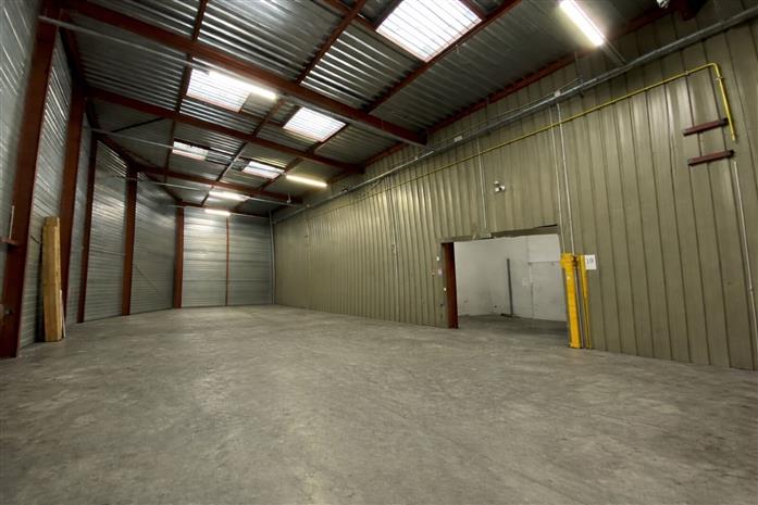 Local d'activités Vente/Location 91320 WISSOUS