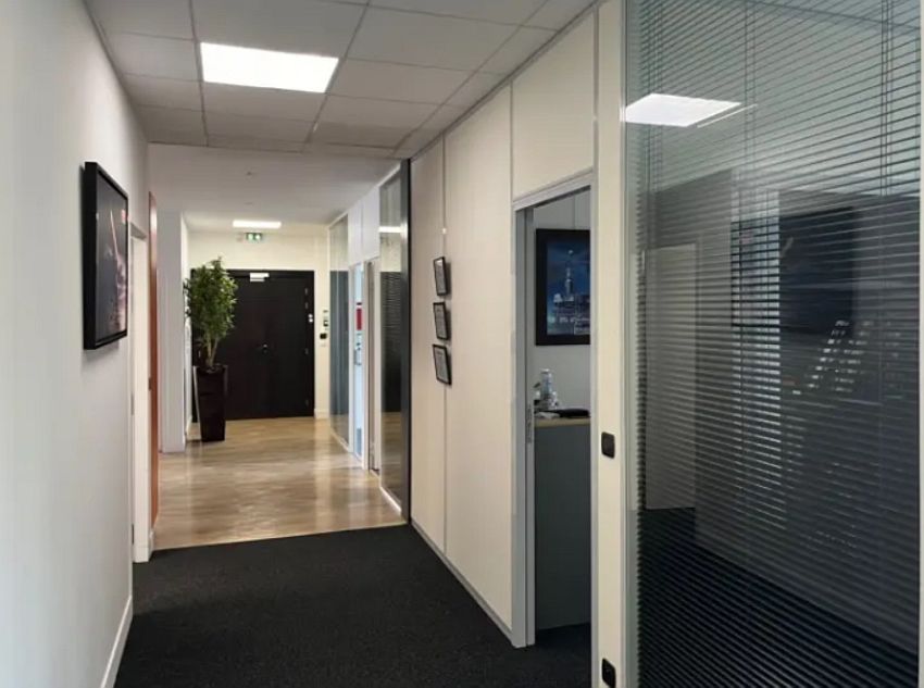 Bureau Location 95610 ERAGNY SUR OISE  RUE ROSA LUXEMBURG