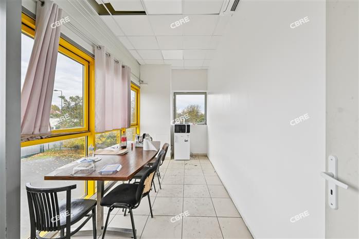 Local d'activités Location 93240 STAINS