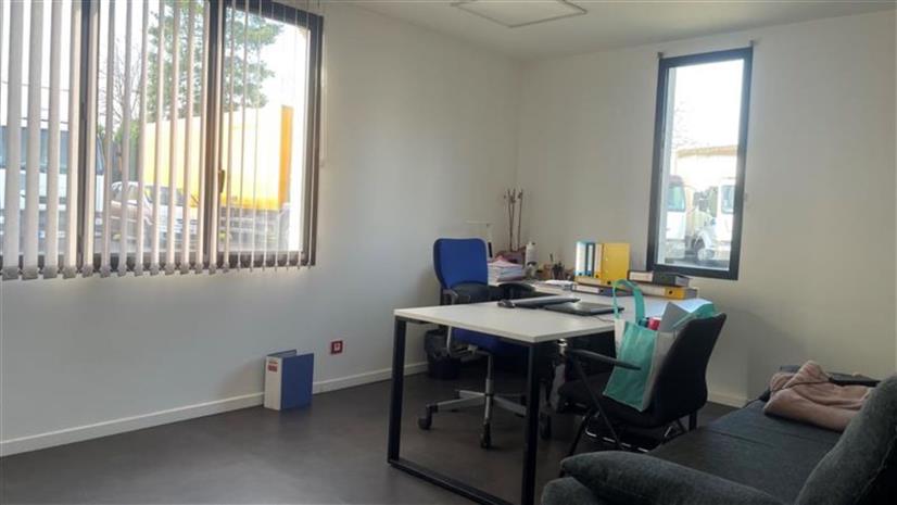 Local d'activités Vente 77183 CROISSY BEAUBOURG