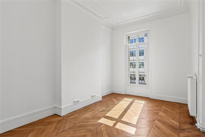 Bureau Location 75016 PARIS 35 AVENUE KLEBER