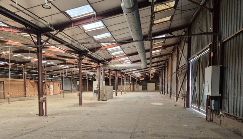 Entrepôt / Local d'activités Vente/Location 72100 LE MANS
