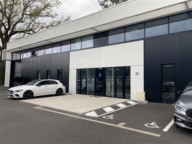 Local d'activités Location 33700 MERIGNAC