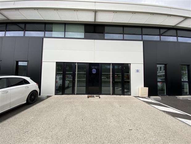 Local d'activités Location 33700 MERIGNAC