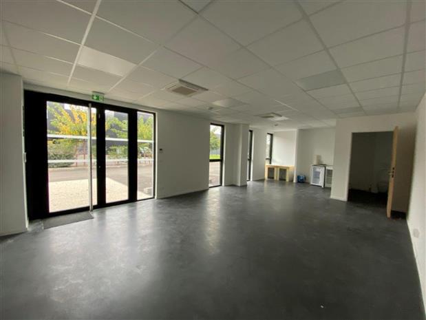 Local d'activités Location 33700 MERIGNAC