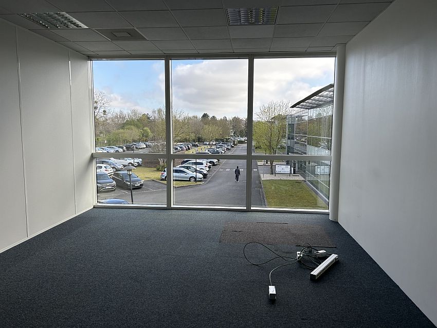 Bureau Location 95700 ROISSY EN FRANCE