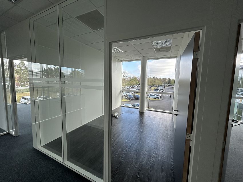 Bureau Location 95700 ROISSY EN FRANCE
